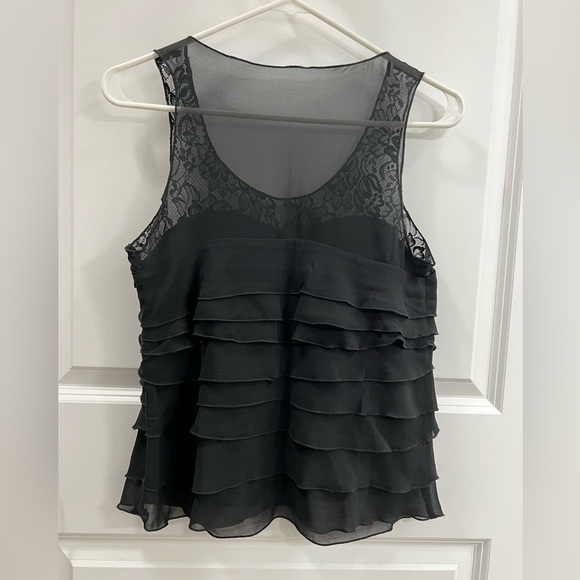 Express Tiered Top - Picture 2 of 3